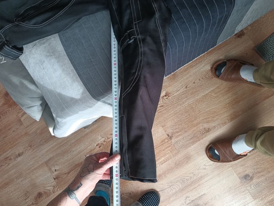 Kurtka i spodnie motocyklowe ocieplane.