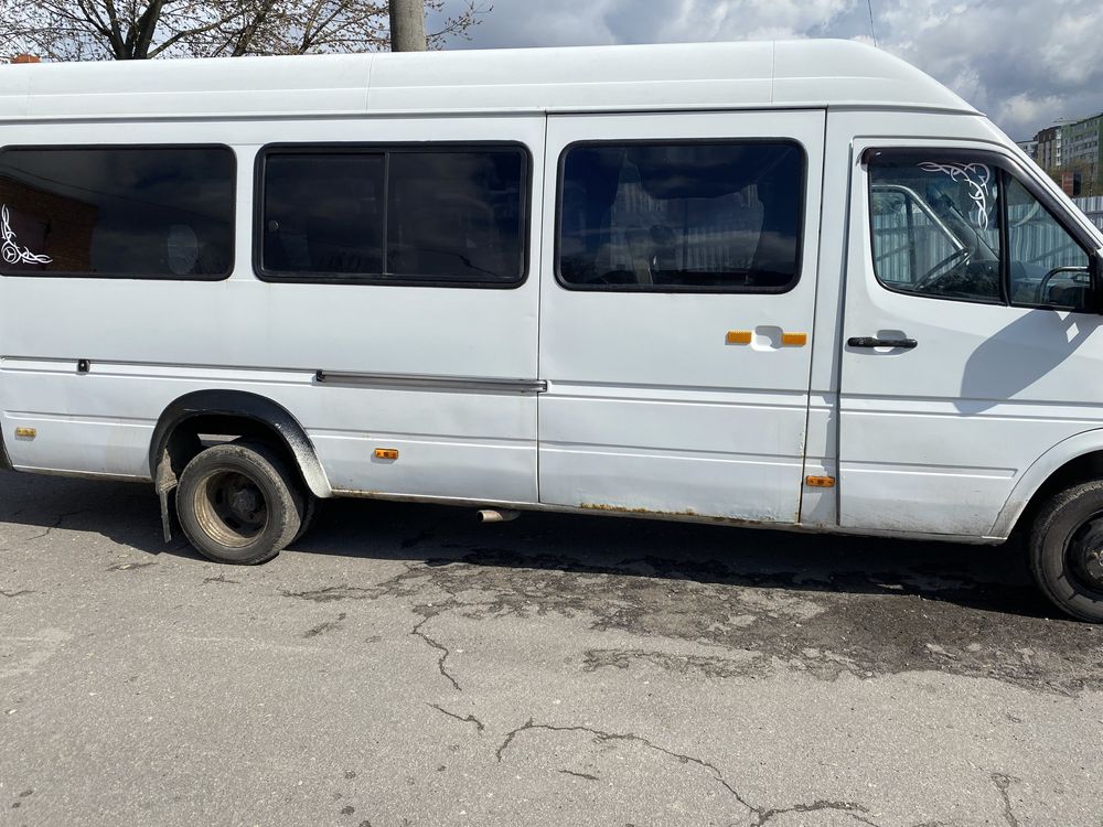 Mercedes-Benz Sprinter