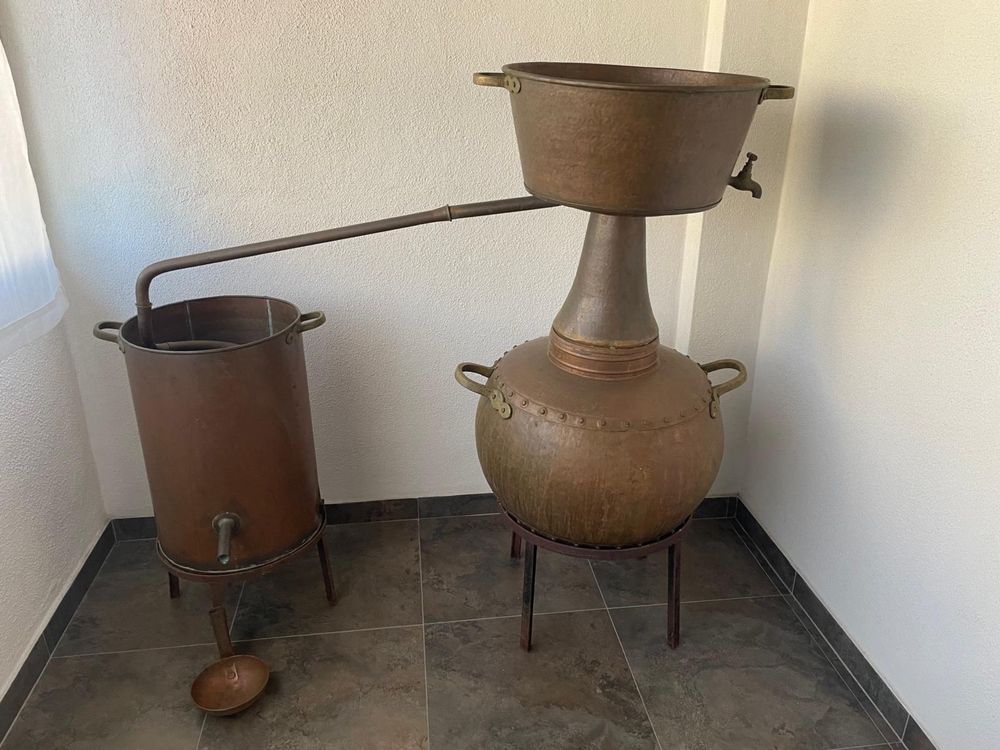 Alambique e fogão - Tábua