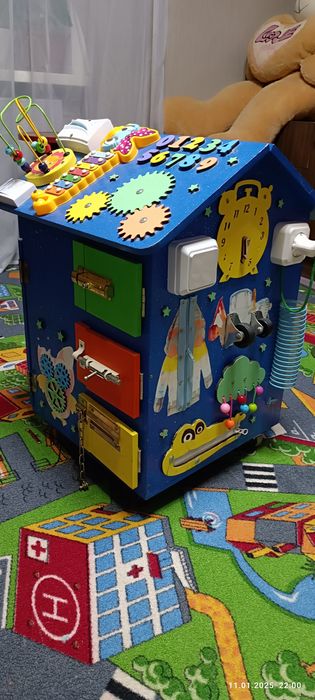 Бізі будинок 50*35*35