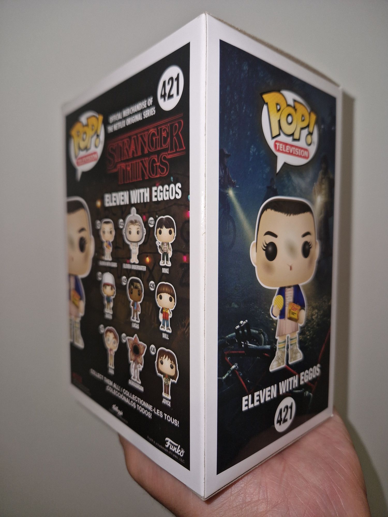 Stranger Things Eleven with Eggos Chase Funko