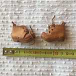 Miniaturas da casa de bonecas,sapatos e botins,batido e pilha
