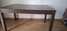 Mesa de jantar usada.