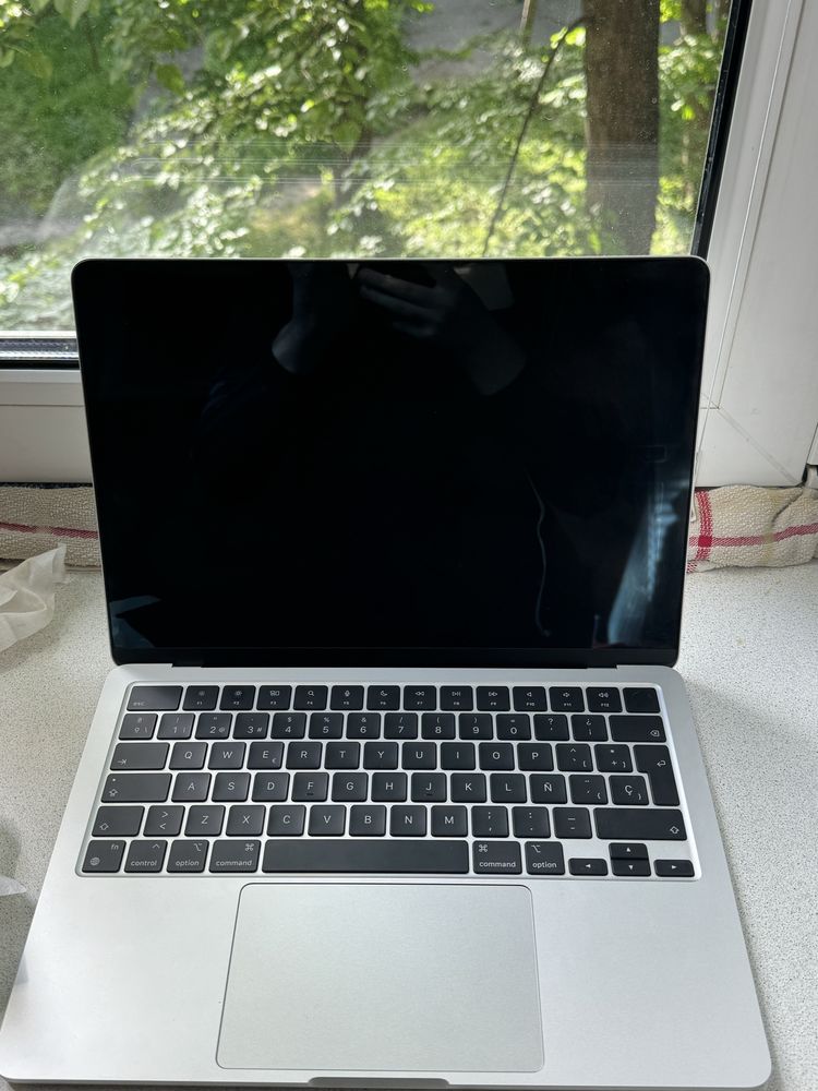 Macbook Air M2 13,6 256Gb 2022 б/у