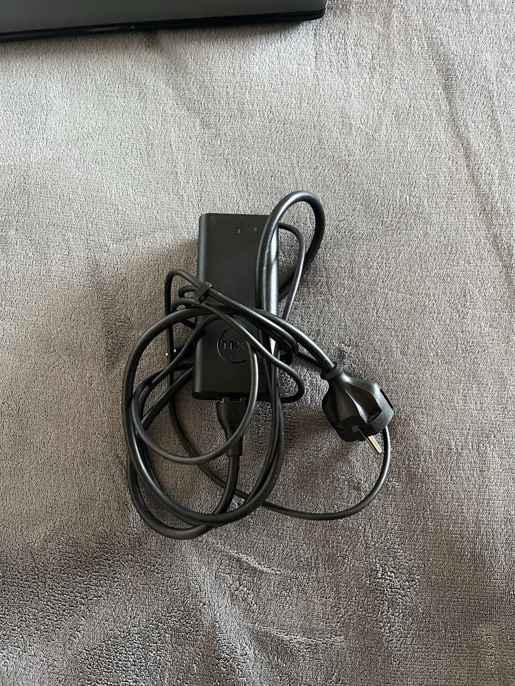 Portatil Dell Latitude 3 500