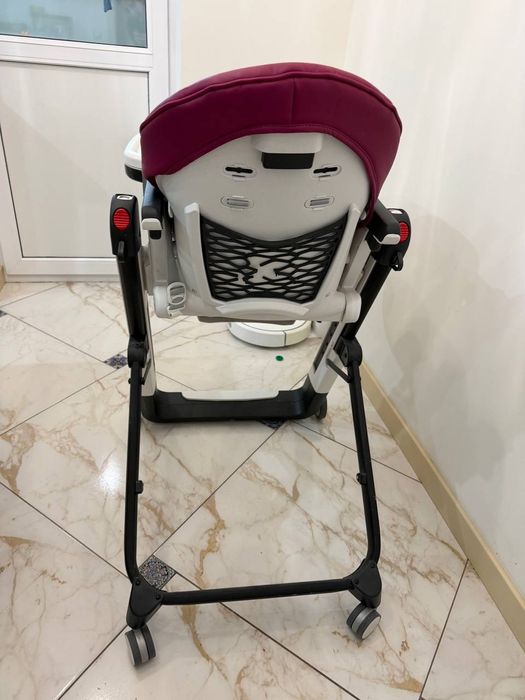 Стульчик для кормления Peg-perego.Италия.