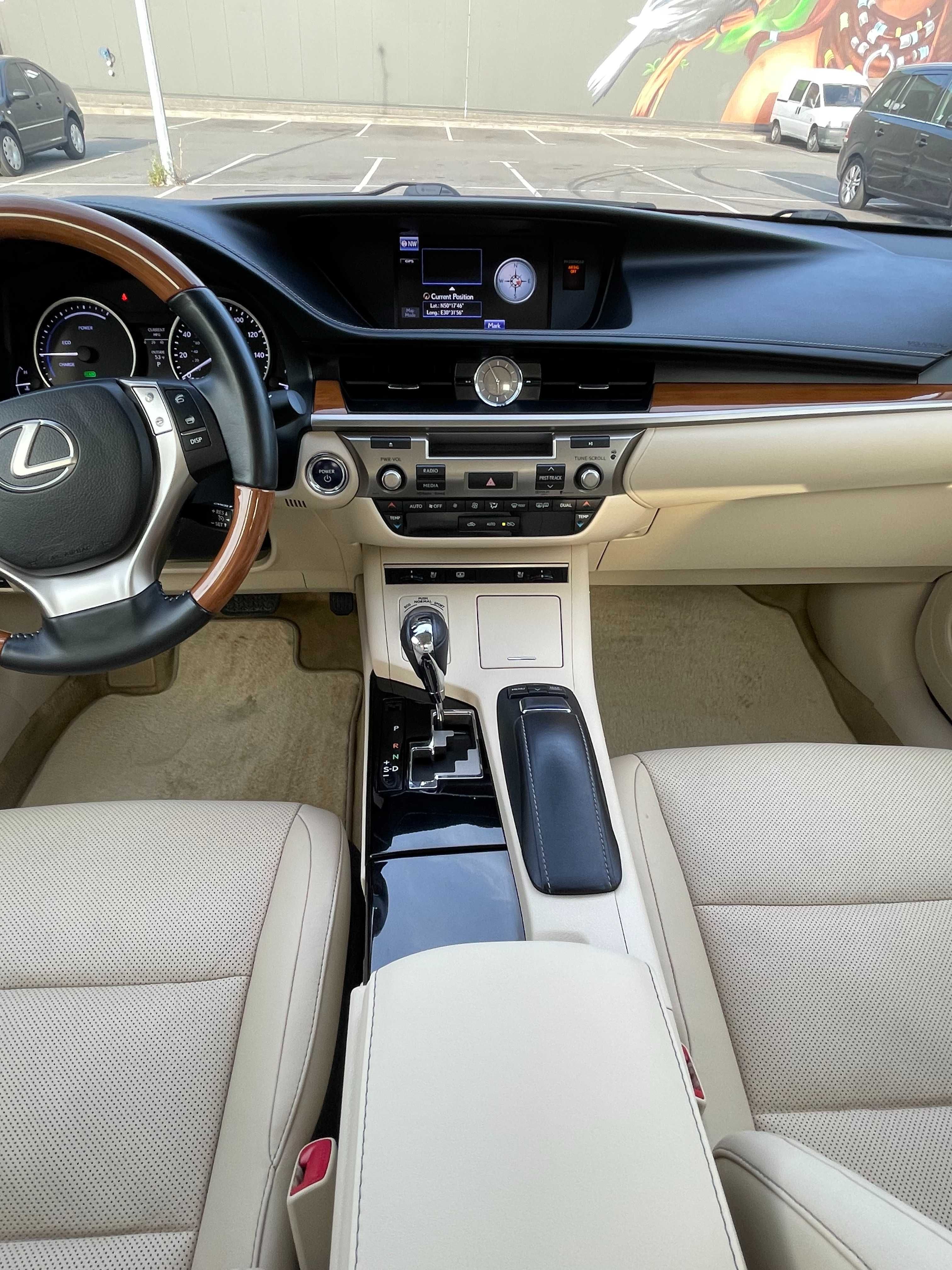 Lexus ES 2013 VI покоління/XV60 • 300h ECVT-i (205 к.с.) • Base