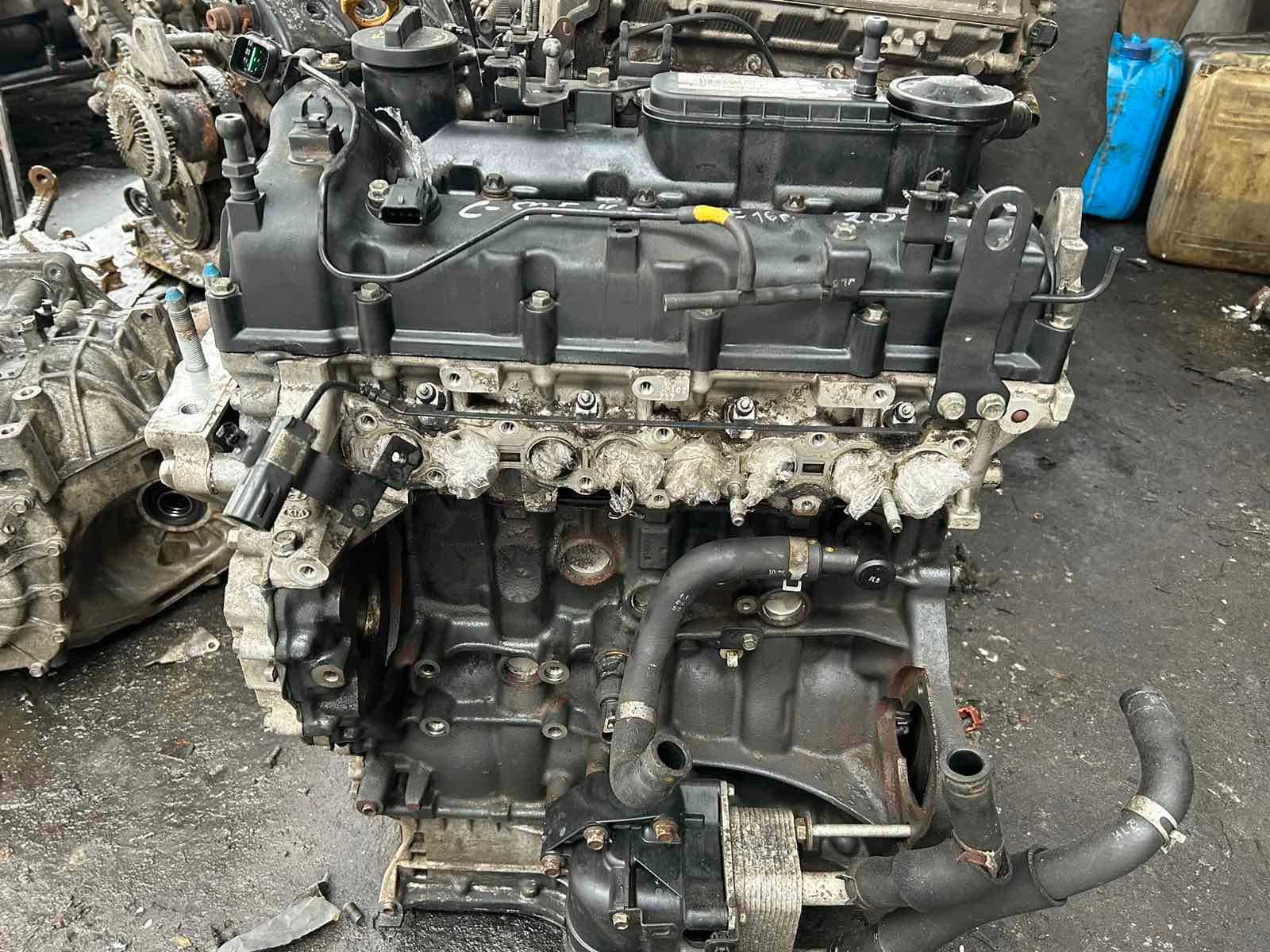 Двигун двигатель  для Hyundai Santa FE III 2.0d D4HA під автомат