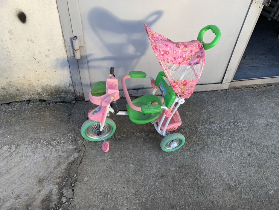 Дитячий велосипед з ручкою