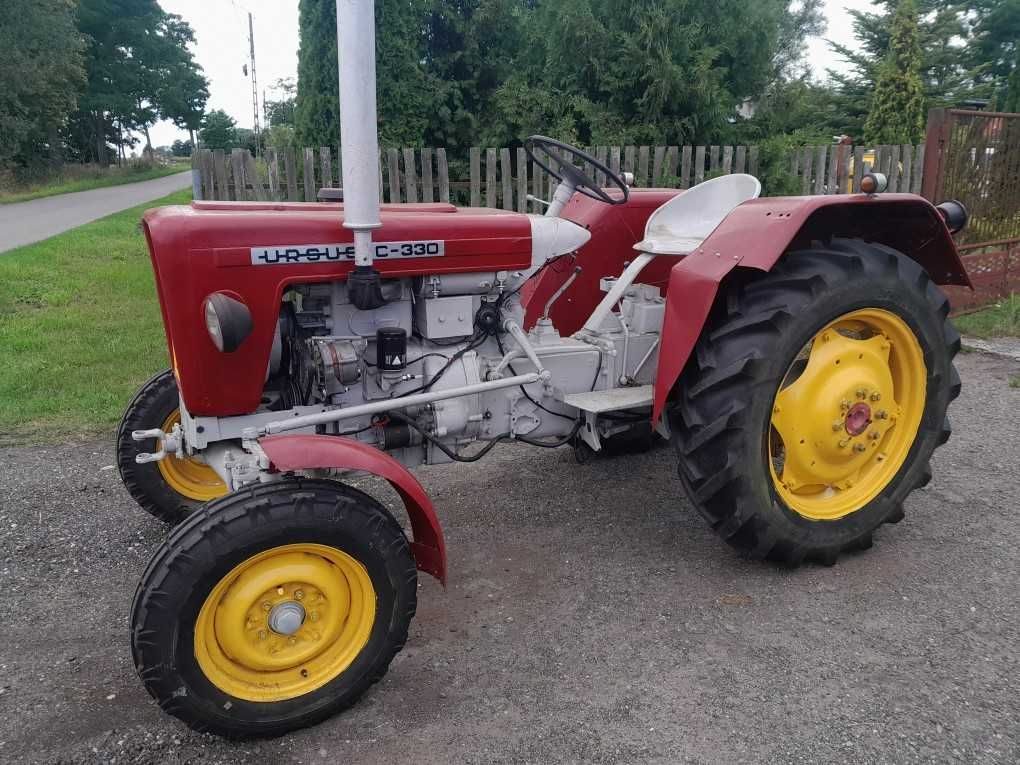 Traktor Ursus  C 300/C 328