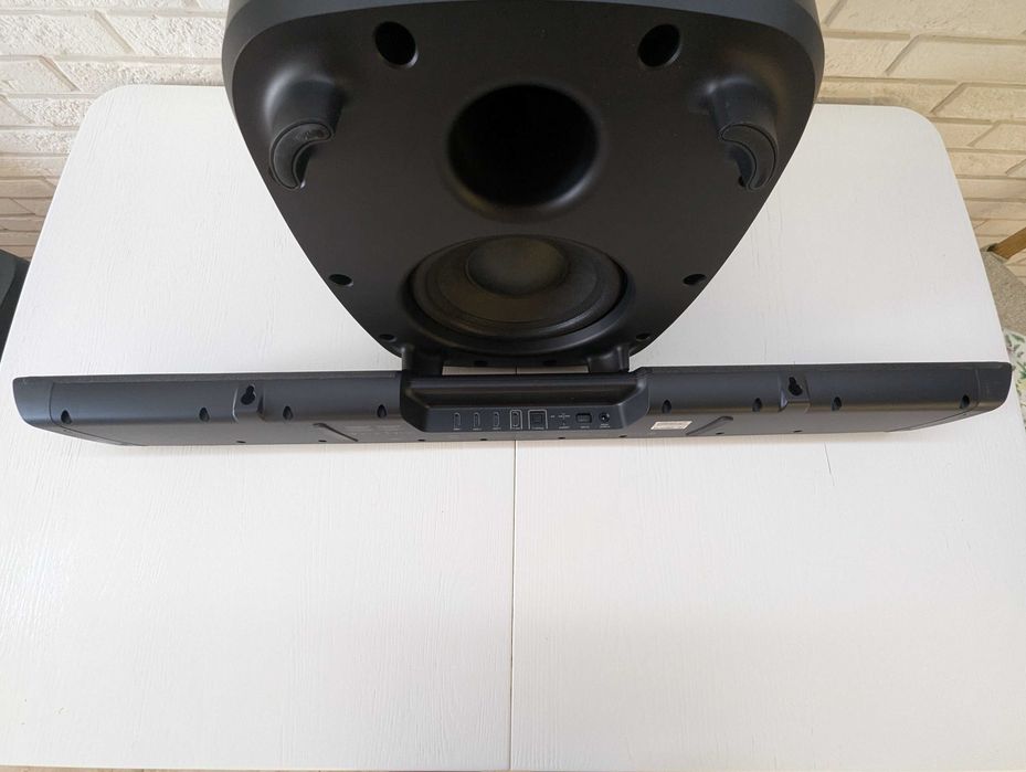 Бездротовий саундбар з сабвуфером Polk Audio MagniFi 2