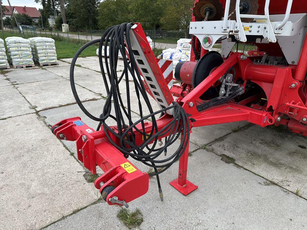 Siewnik pottinger terrasem c6