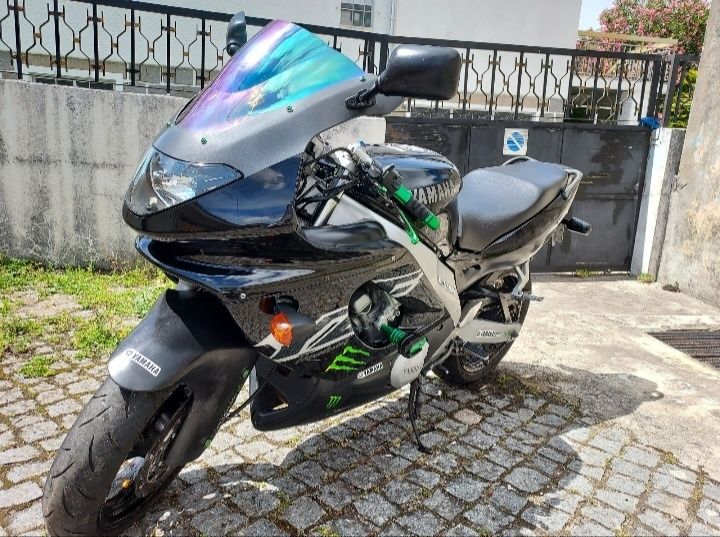 Yamaha yzf thundercat 600c