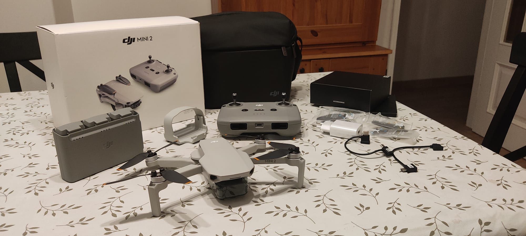 DJI MINI 2 fly more combo