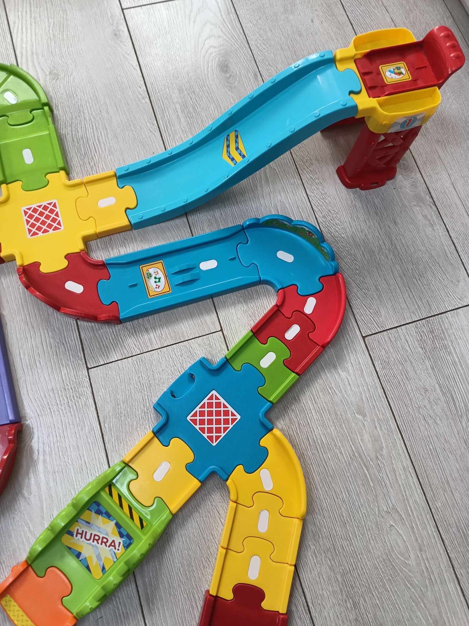 VTech tut tut tory