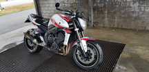 Yamaha fz1n como nova