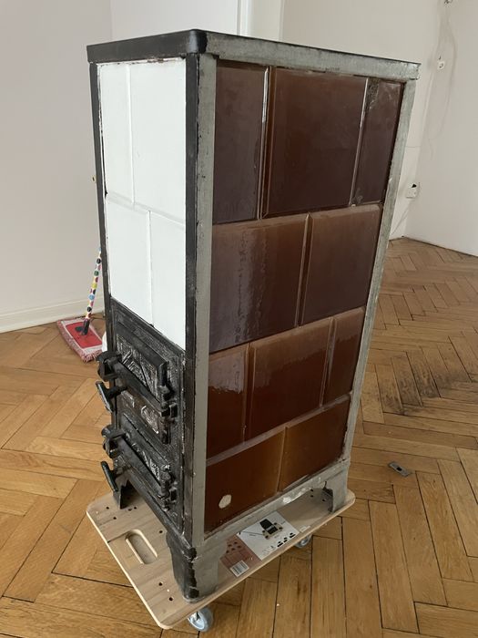 Piec kaflowy elektryczny zeliwny