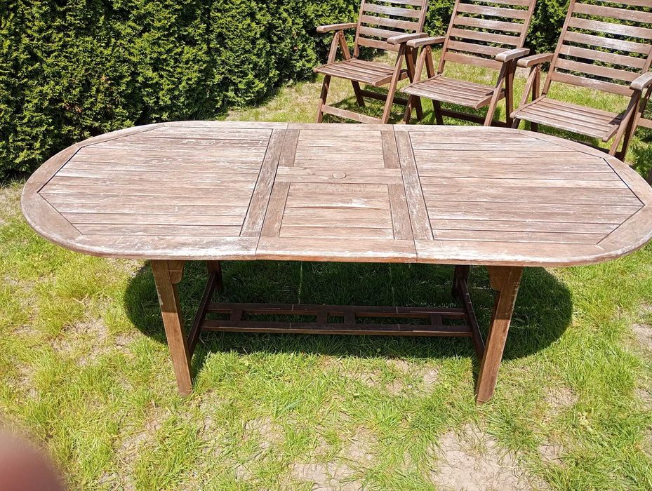 Zestaw mebli ogrodowych drewnianych