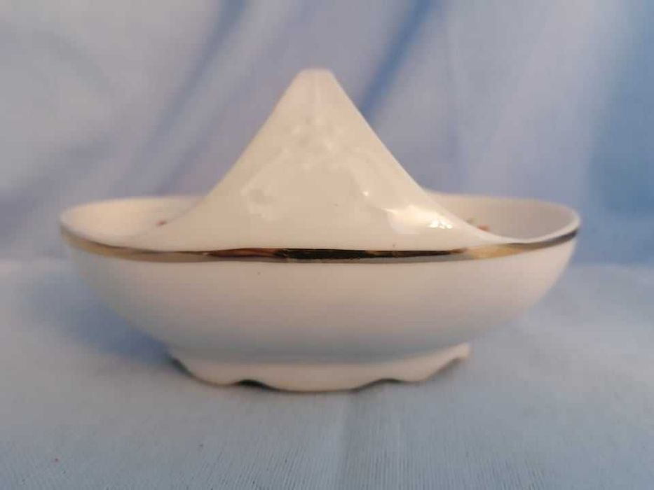 Kabaret porcelanowy, Karolina, porcelana PRL