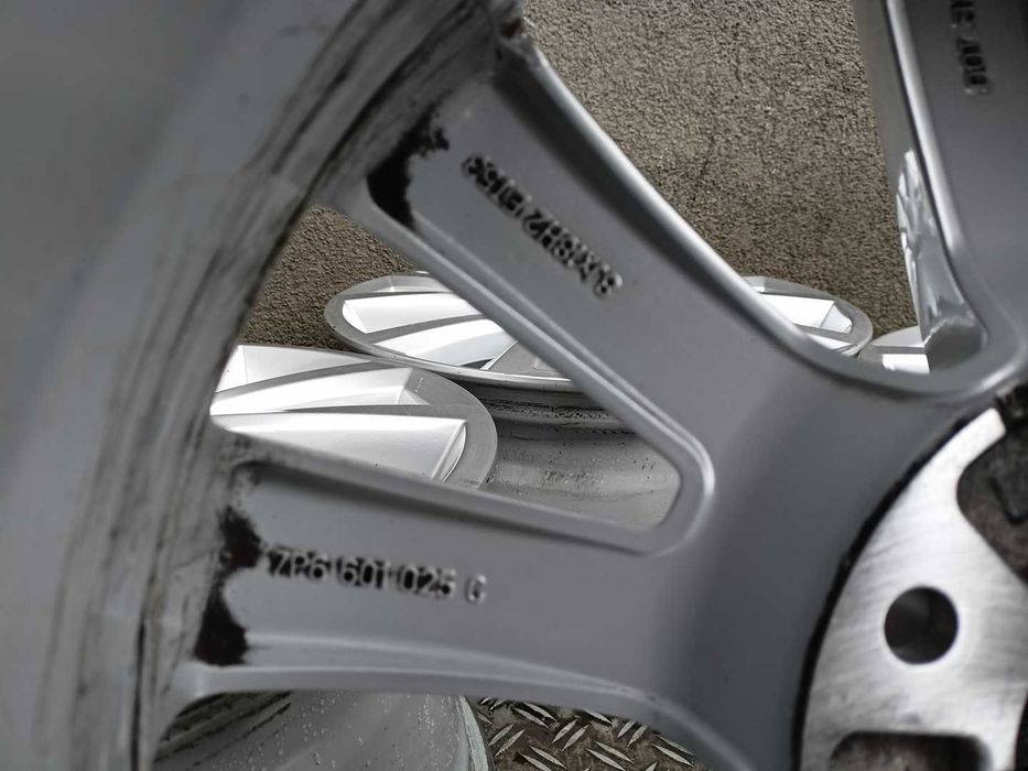 Oryginał felgi 18cali Volkswagen Touareg Audi Q7 Porsche Cayenne 8116
