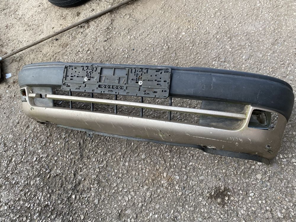 Opel Astra F 1 zderzak przod przedni