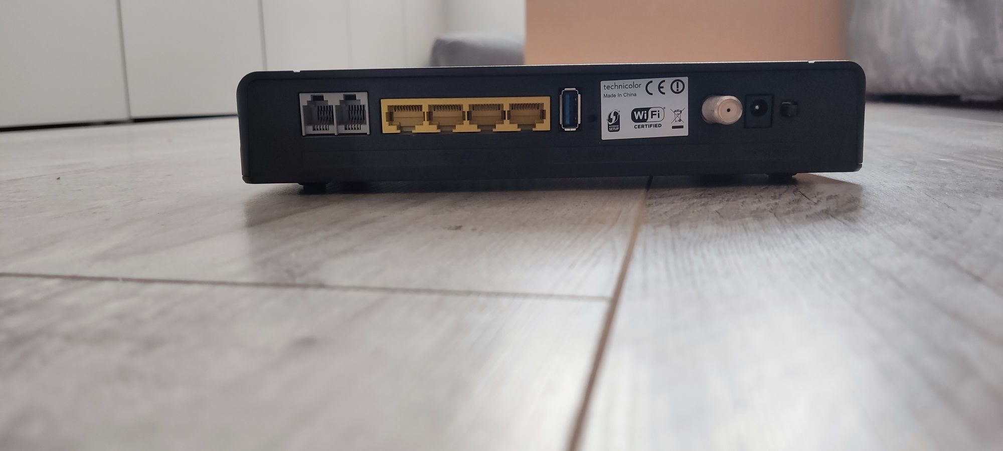 ROUTER Technicolor TC7200 U
