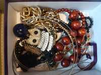 Biżuteria zestaw komplet biżuterii korale łańcuszki wisiorek