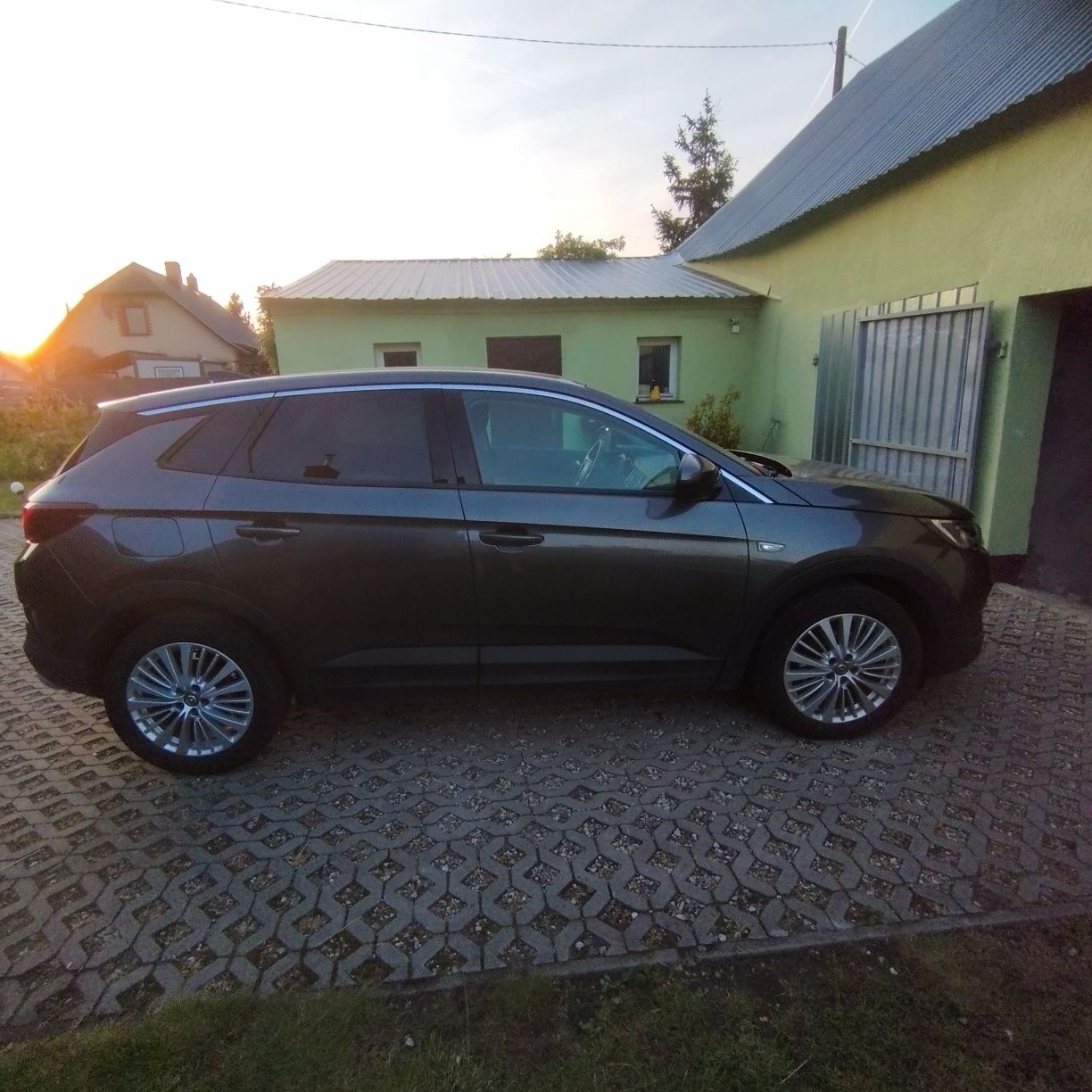 Opel Grandland x