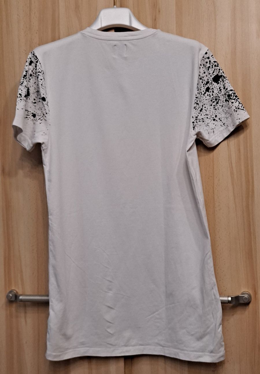Biało-czarna koszulka Asos