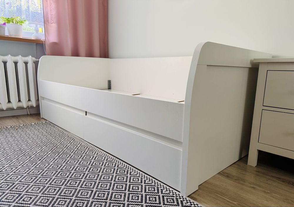 Pojednycze łóżko 90x200 Agata Meble