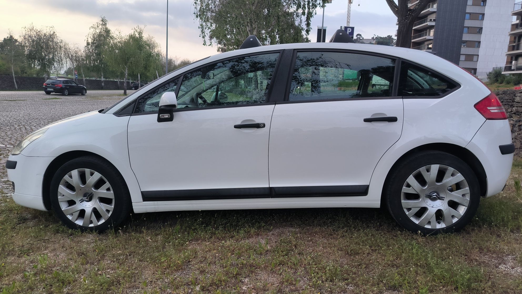 Citroen C4  1.6HDI  VTR 110cv