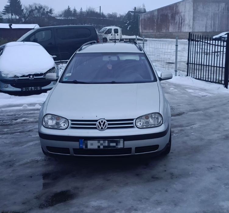 VW Golf 4 kombii 1.9 tdi 105km klima hak