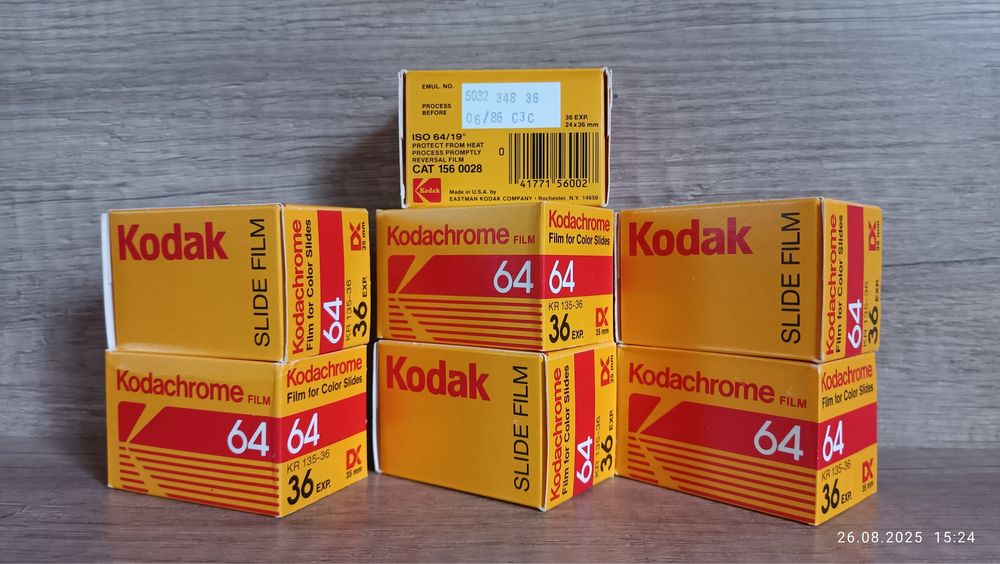 Kodakchrome 64 36 кадрів. Позитивга фотоплівка з вичерпаним терміном