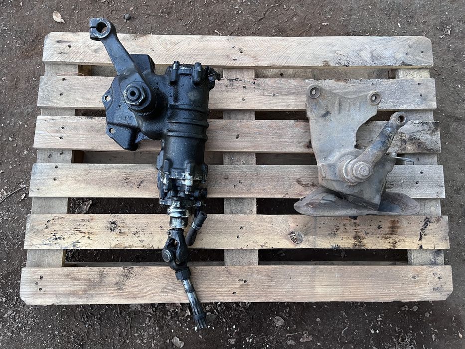 Живой Рулевой Редуктор на ГаЗ 66 и ЗиЛ 130, 131 Поросенок