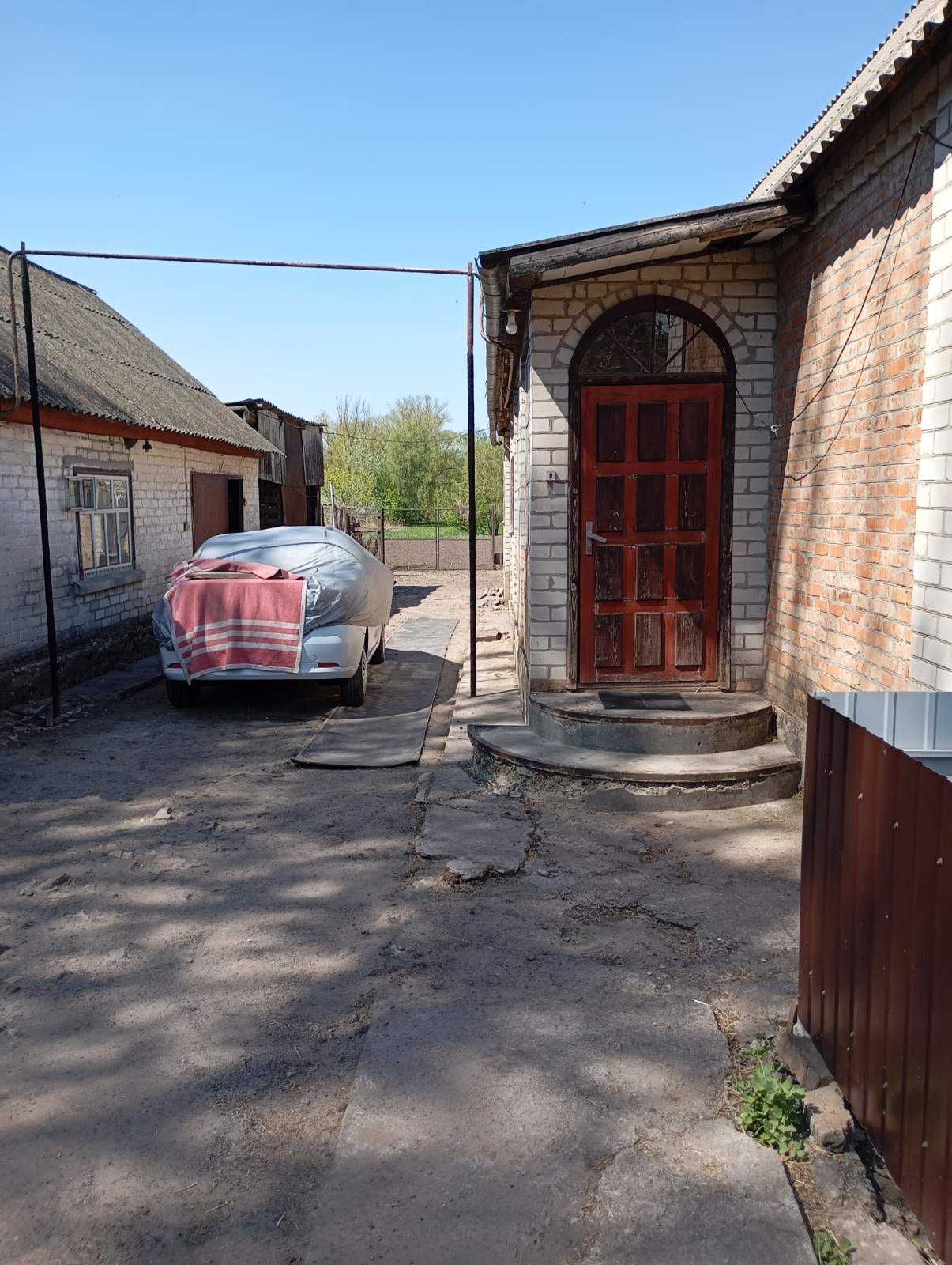Дом в с.Березовка Александрийский р-н. Кировоградская обл.