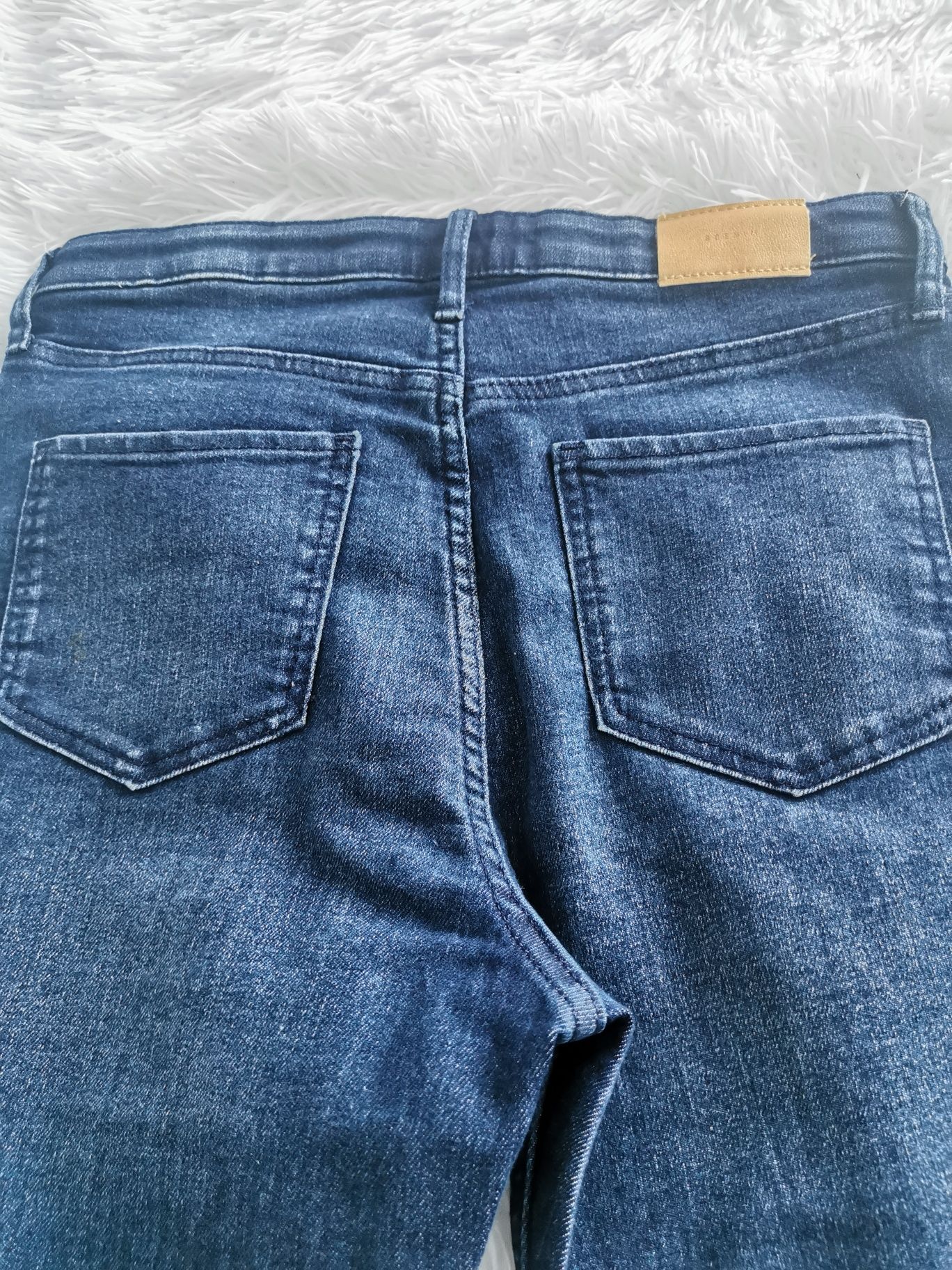 Spodnie jeansowe 152