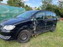 Volkswagen Touran samochód dla Pana Blacharza