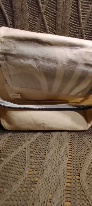 Płócienna kosmetyczka