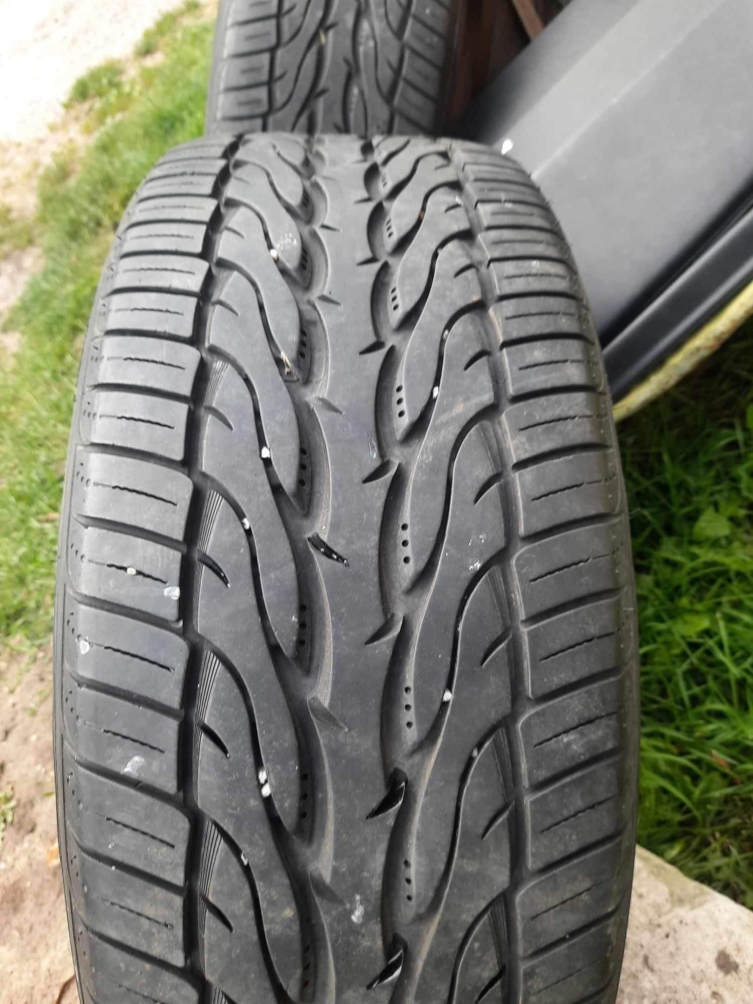 Komplet felg i opon 255/50 R20