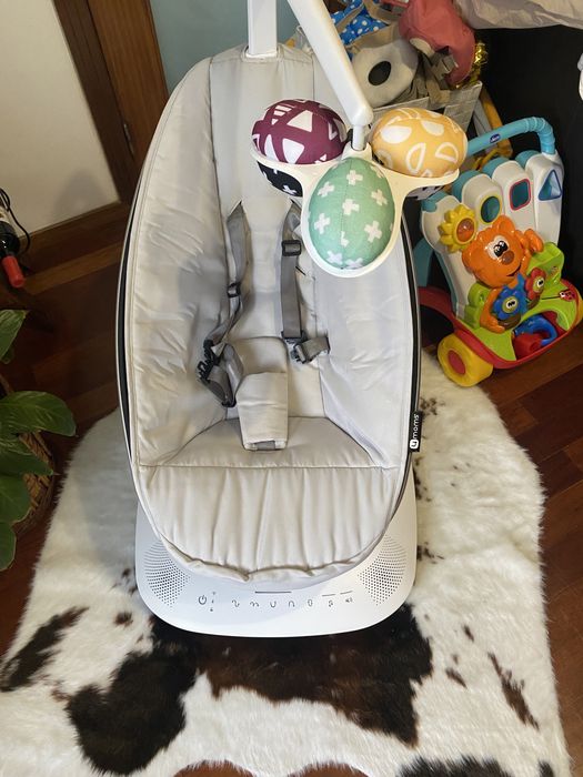 Espreguiçadeira  4moms mamado 5 (como nova e com caixa)