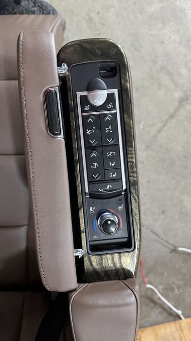 Сидіння в мікроавтобус реклайнер сидушки Sprinter Vito Crafter сидение