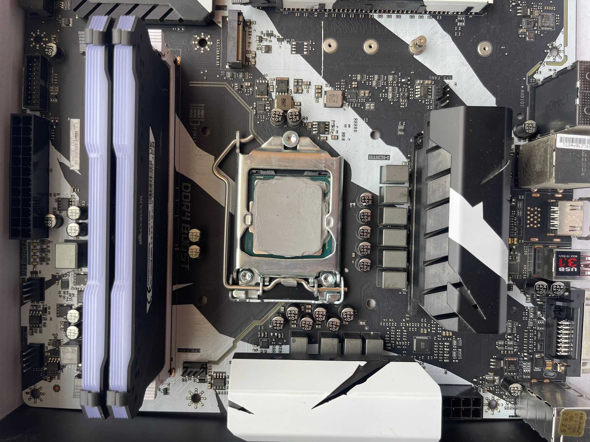 Bundle B250 Krait Gaming + i7-7700K+ 32GB Corsair Vengeance RGB 3200Mh