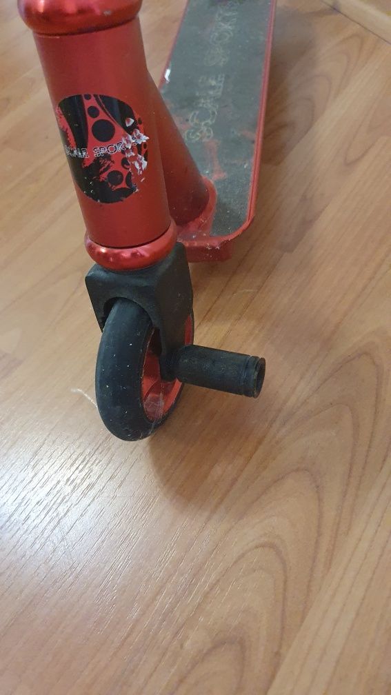 Трюковый самокат Scale sports