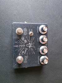 Fuzz, analogowy efekt gitarowy, dostortion. Old hag od tone charm audi