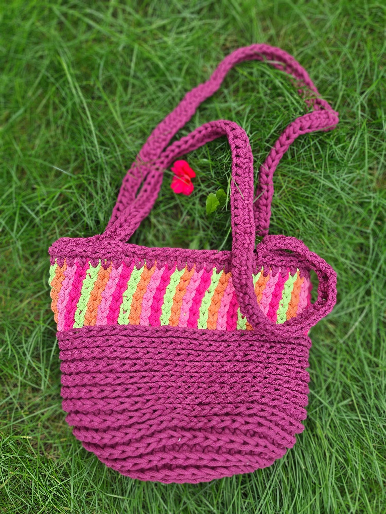 Ręcznie robiona torebka ze sznurka BLUEBERRY WITH STRIPES BAG