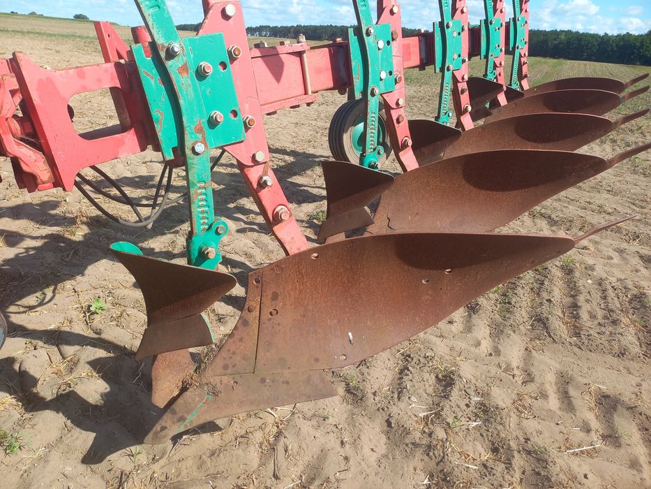 Kverneland LS 100 pług obrotowy