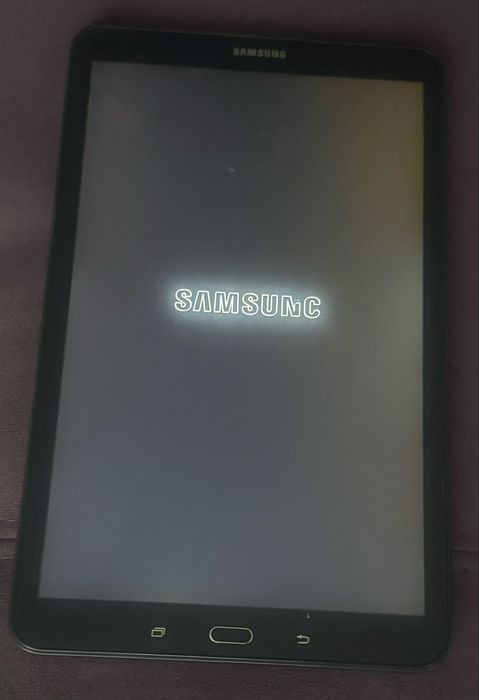 Планшет Samsung Galaxy Tab A6