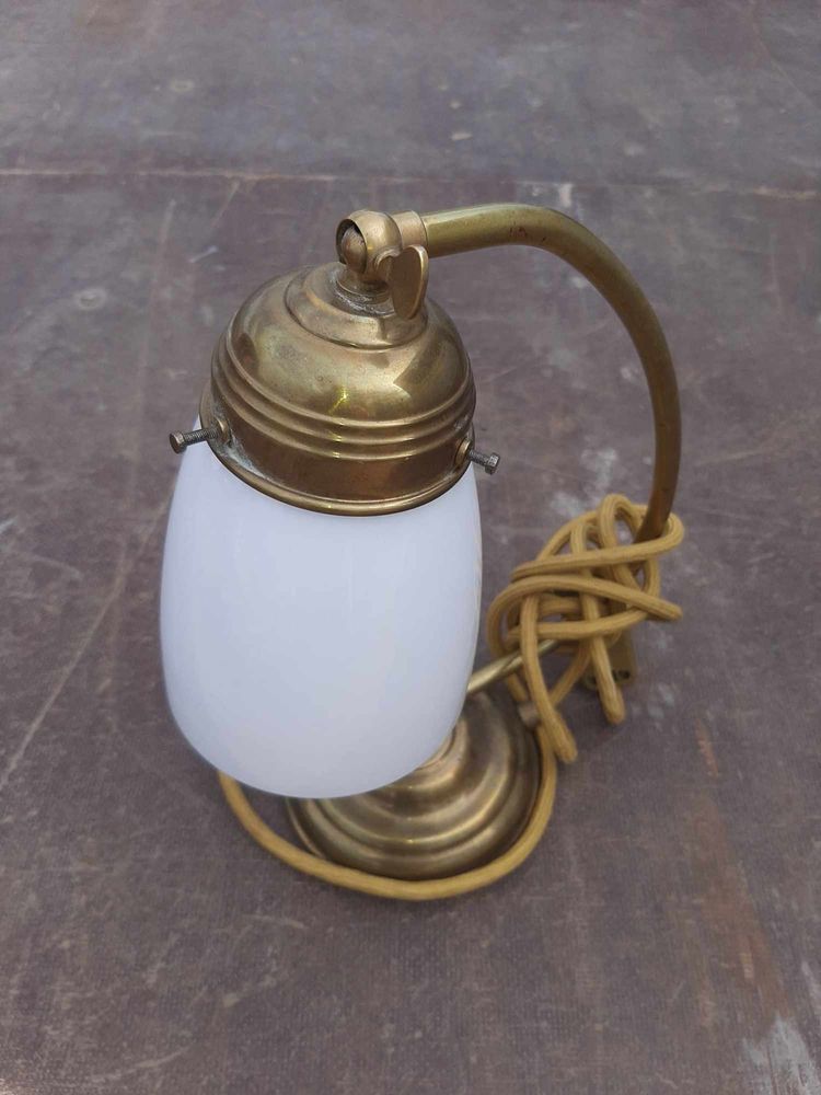 Stara lampa używana