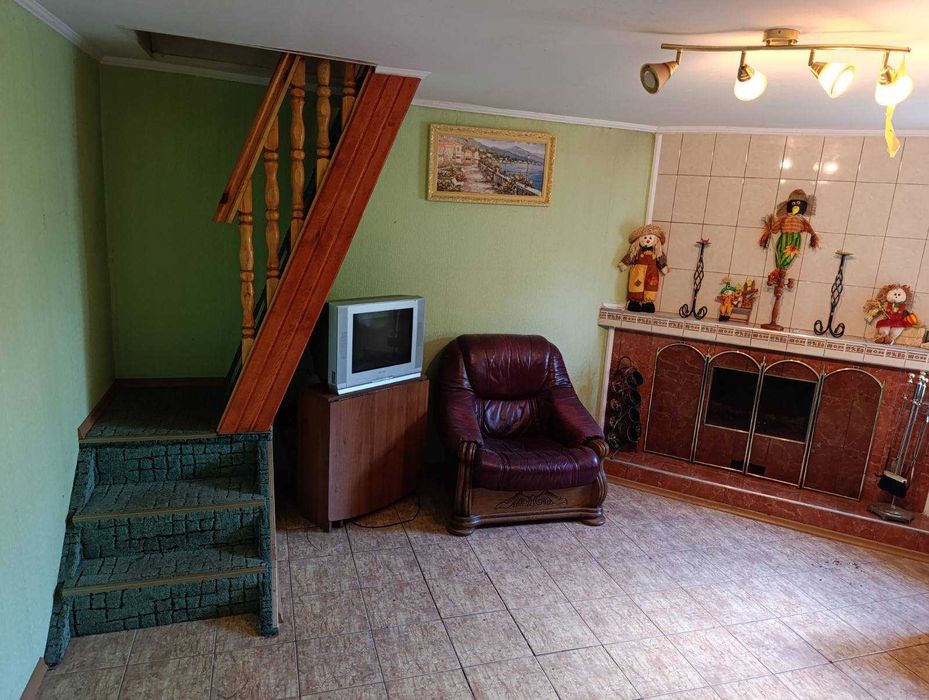 Дачний будинок -затишок і спокій !