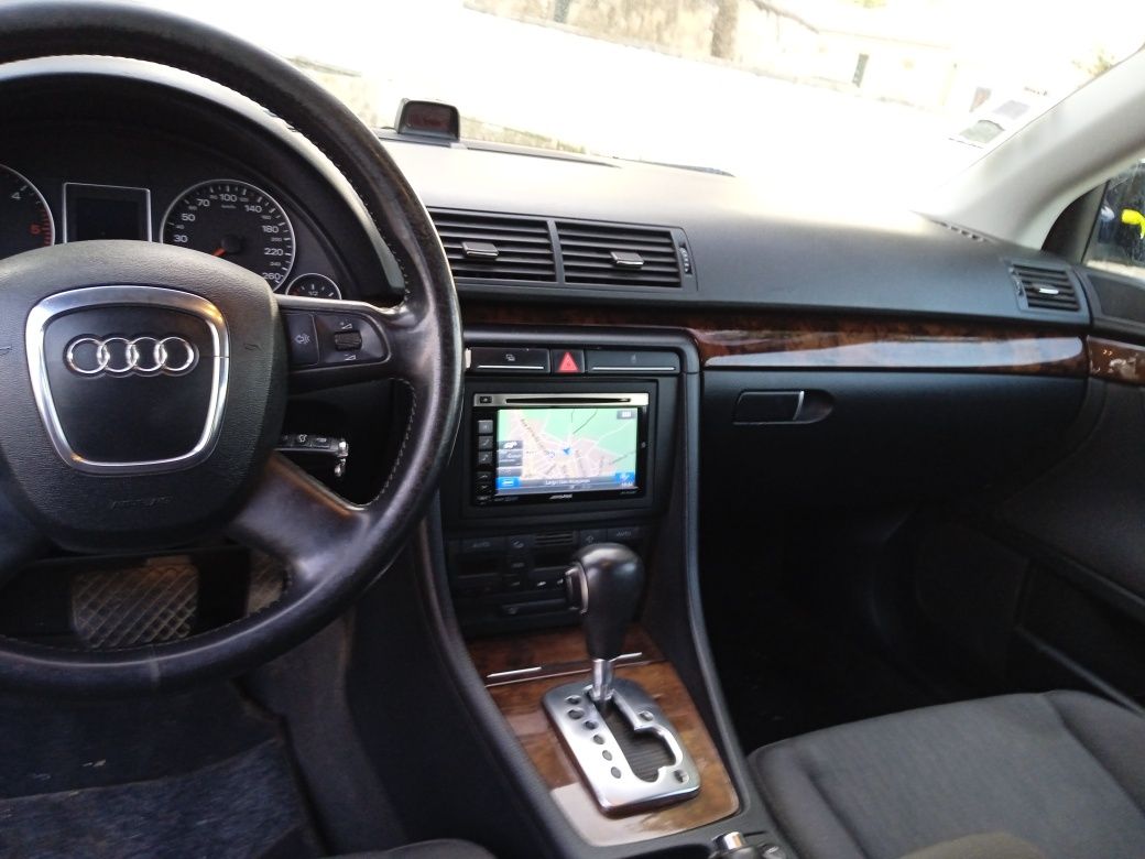 Audi A4 2.0 S-line
